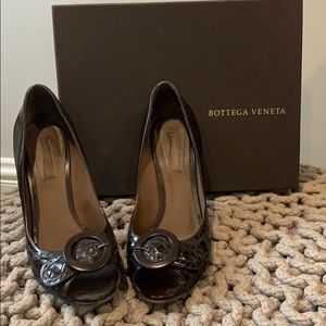 Bottega Veneta Peep Toe Pump